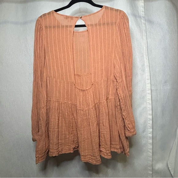 M American Eagle Blouse - Picture 5 of 7